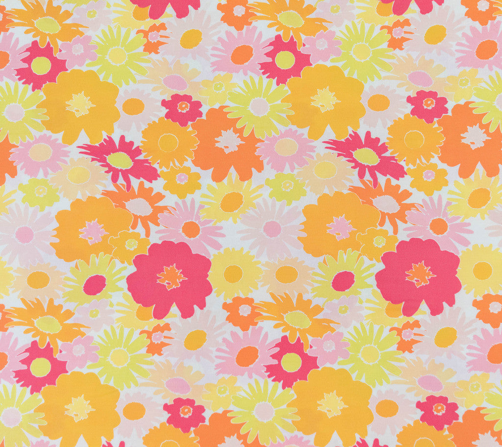 Fabric Lasy Daisy Raspberry from Art Gallery, Dreaming Vintage Collection DV50020