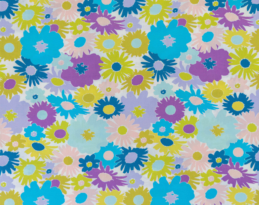Fabric Lasy Daisy Plum from Art Gallery, Dreaming Vintage Collection DV-60020